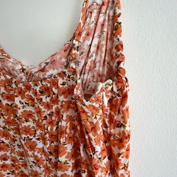 Orange ditsy floral midi dress - Picture 3 of 5